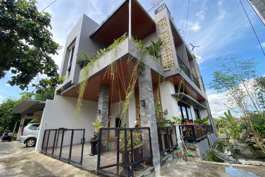 VIlla Semilir