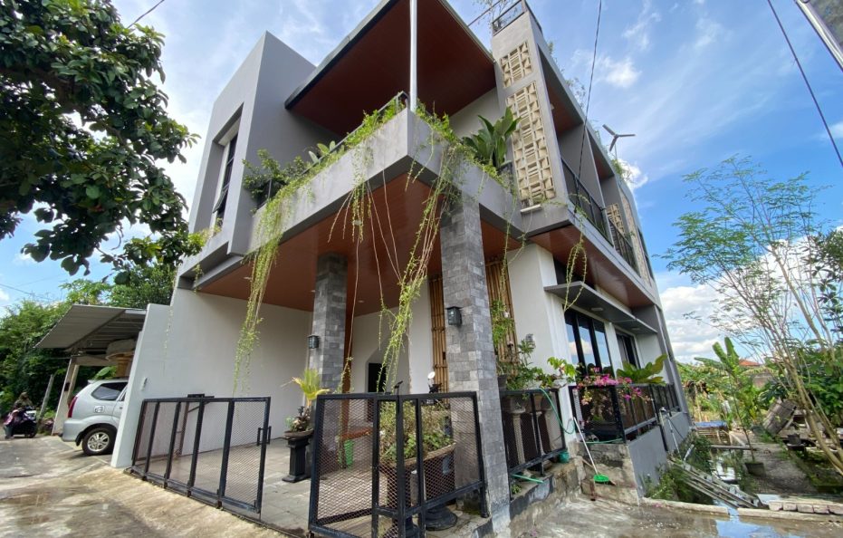 VIlla Semilir