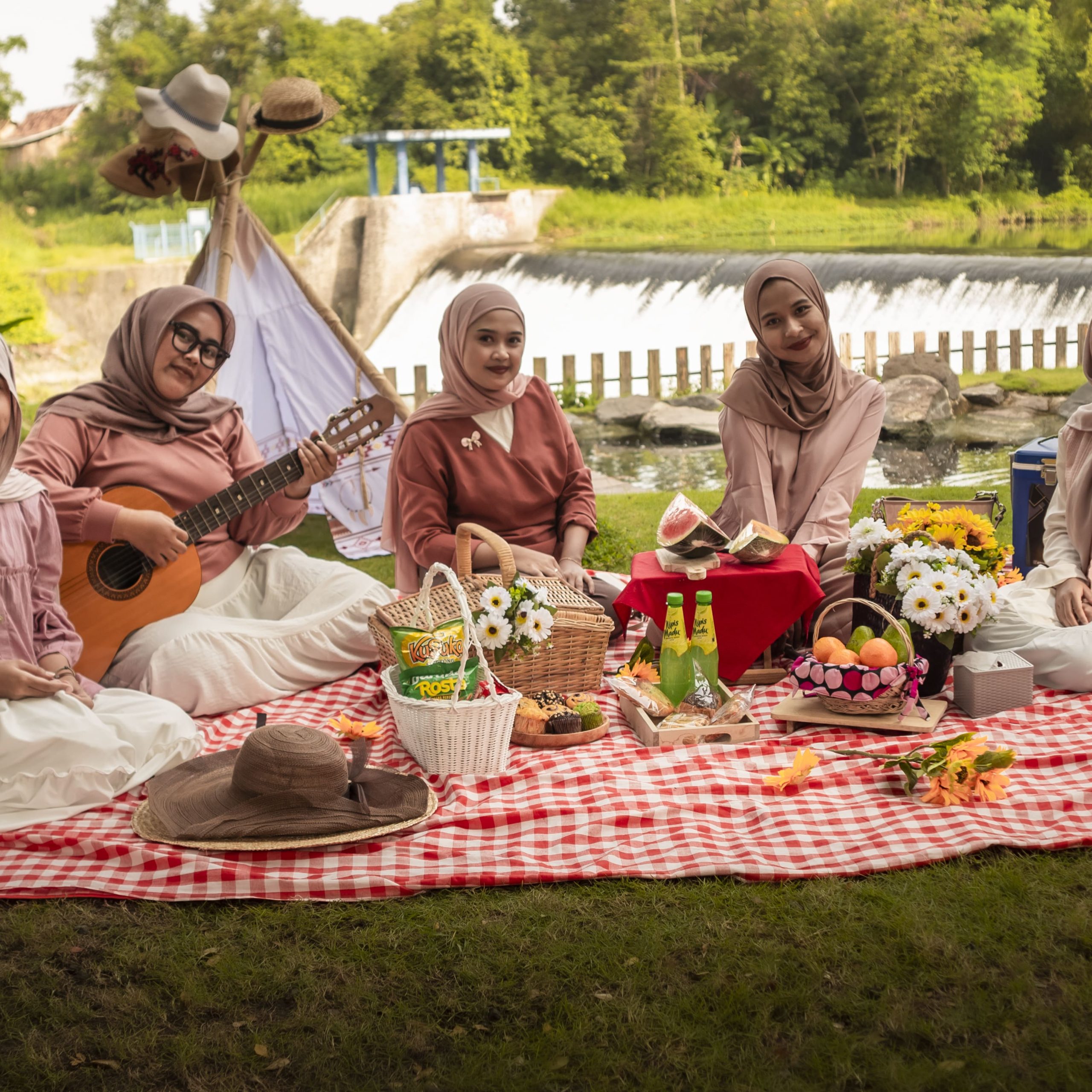 PICNIC-1 (1)